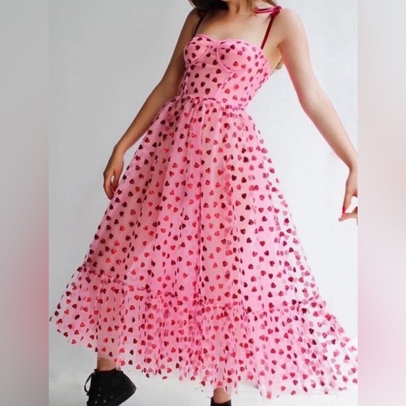 Betsey Johnson Dresses & Skirts - Betsey Johnson Strapless Pink Heart Dress